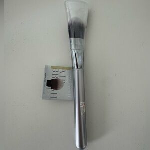 IT Cosmetic foundation Brush for Ulta 104